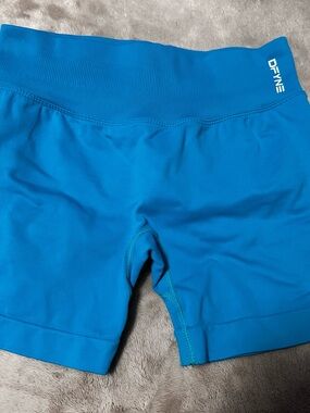 SOLD DFYNE Women's Bright Blue Glacier Shorts Small